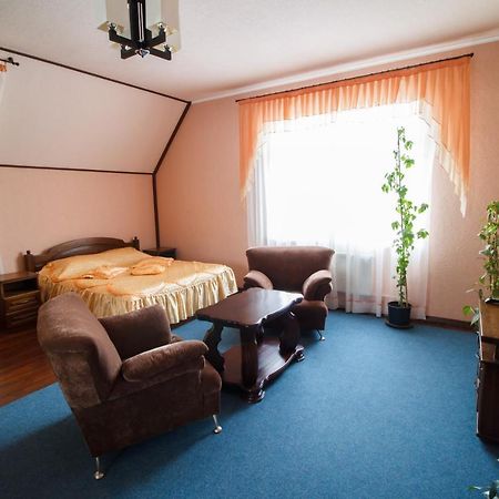 Hotel On Khmelnytskogo 8 Charkov Exteriér fotografie